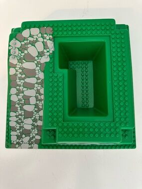 Vintage Lego castle base (1980s-1990s)